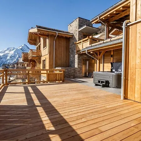 Chalet Premiere Loge 12 Pers Vue Dominante Les Deux Alpes