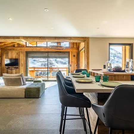 Premiere Loge 12 Pers Vue Dominante Chalet